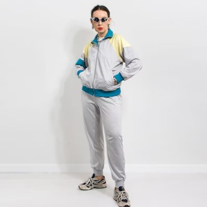 Ensemble de survêtement uni pour femme gris, bleu, jaune, manches longues, fermeture éclair, style sportif, respirant, léger, en polyester, vêtements de sport printemps - Product Image 3
