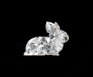 OM GEMS Diamante Cultivado en Laboratorio de Alta Calidad 1.47 CT CVD/HPHT, Corte Conejo Personalizado VVS,VS, Perforado con Láser, Diamante Suelto para Joyería - Product Image 1