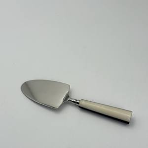 New Arrival Hot Selling Stainless Steel Cheese Palta With Resin & Wooden Handle Butter Slicer Daily Breakfast Usage Cheese Palta - Product Image 5