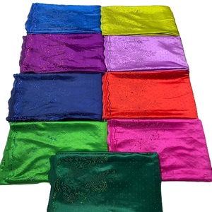 Tissu de Mariage Somalien Dirac Gougra en Satin 100% Soie Léger Tissé 60GSM Écologique Motif Floral Haute Qualité pour Literie - Product Image 1
