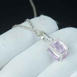 Collar de Plata de Ley 925 con Colgante de Kunzita Rosa Hecho a Mano Estilo Boho, Regalo de San Valentín - Product Image 3