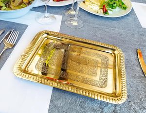 Ensemble de plateaux classiques en laiton, finition dorée, faits à la main, pour la maison, le bureau et les repas en plein air - Product Image 5