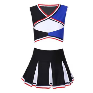 Tenue de cheerleading personnalisée par sublimation, construction durable, vêtement de sport flexible pour la préparation des tournois - Product Image 4