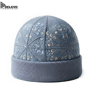 Bonnet en tricot floral céleste de haute qualité, motif botanique lune et étoiles bleu ardoise, bonnet à revers plié, style streetwear - Product Image 1