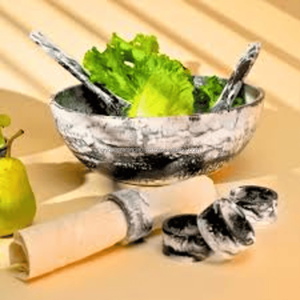 Cuenco de resina Glacier Bend | Cuenco de resina Icy Glacier Bend con paredes curvas lisas y mate para presentación de frutas y ensaladas de primera calidad - Product Image 1