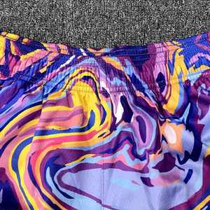 Shorts de sublimation pour femmes, imprimés sur le devant, séchage rapide, légers, décontractés pour l'été, avec logo et couleur personnalisés - Product Image 3
