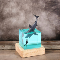 Lampe en résine époxy Lampes en résine époxy Baleine avec décoration de la vie marine du Vietnam pour les grossistes