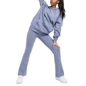 Conjunto Deportivo Moderno para Mujer, Sudadera con Capucha y Pantalones Acampanados, Proveedor de Calidad de Exportación, Ropa Personalizada de Alta Calidad, Dos Piezas - Product Image 1