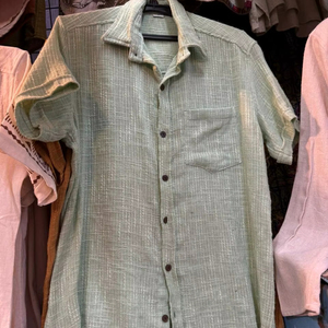 เสื้อเชิ้ตแขนสั้นผ้าฝ้ายเนื้อสัมผัสแบบสลับสีเขียวเซจสำหรับผู้ชาย เสื้อเชิ้ตติดกระดุมลำลอง พรีเมียม น้ำหนักเบา ระบายอากาศได้ดี เหมาะสำหรับฤดูร้อน - Product Image 1