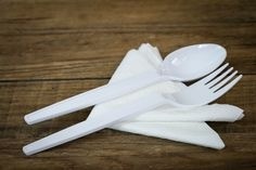 ส้อมย่อยสลายได้สำหรับพาสต้า บะหมี่ สลัด และข้าว ขนาด 155 มม. เหมาะสำหรับร้านกาแฟ เบเกอรี่ ร้านขนมหวาน และร้านอาหารฟาสต์ฟู้ด - Product Image 1