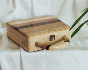 Elegante Bolso de Noche de Madera Ecológico Hecho a Mano, Cartera de Lujo Tipo Clutch, Accesorio de Moda para Bodas y Fiestas - Product Image 2