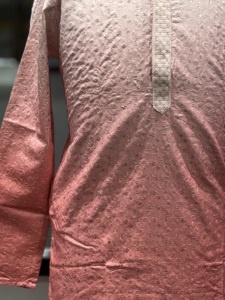 Kurta en soie rose pour homme, tenue traditionnelle indienne pour mariage, coupe régulière, longueur midi, vêtements ethniques pour adultes, toutes saisons - Product Image 4