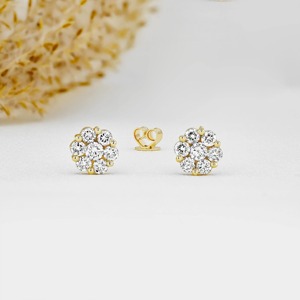 Pendientes de Flor con Racimo de Diamantes, Oro Amarillo, Blanco y Rosa de 14k, Diseño Floral, Joyería Fina, Regalo de Valor Social Sostenible - Product Image 3