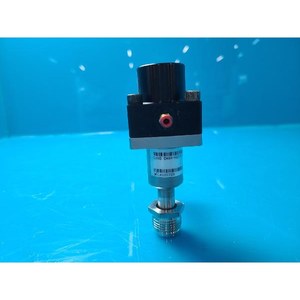 Vanne de commande pneumatique Clippard CV16-B4B4-NCU-V-T12, utilisée comme pièce détachée pour équipement semi-conducteur Legacy - Product Image 2