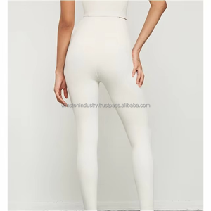 Conjunto de Yoga de Dos Piezas para Mujer 2025: Leggings Transpirables de Cintura Media con Logotipo y Diseño Recortado para Entrenamiento - Product Image 2