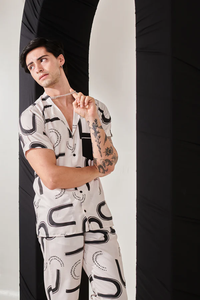 ชุดเซ็ตพิมพ์ลายงาช้างคุณภาพสูง ดีไซน์ทันสมัยสำหรับฤดูร้อน เนื้อผ้านุ่มสบาย ชุดสองชิ้น จำหน่ายจำนวนมาก - Product Image 3