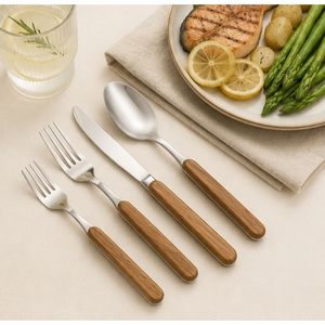 Ensemble de couverts en acier inoxydable avec manches en bois naturel, finition polie miroir, écologique, pour dîners élégants et mariages - Product Image 4