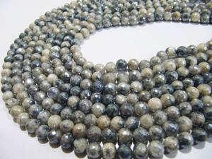 Perles rondes facettées en argentite grise naturelle de 6-7 mm, brin de perles de 15 pouces - Product Image 4