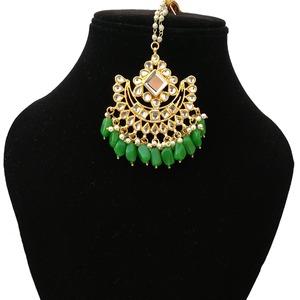 Tikka Kundan étnica chapada en oro con perla de esmalte azul, joyería hecha a mano para la frente, para mujeres, para bodas - Product Image 1