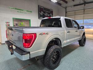 Ford F150 XLT 2021 Usado con Paquete XLT - Product Image 2
