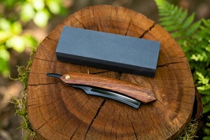 Rasoir à lame droite avec manche en bois, lame en acier au carbone de 0,6 mm d'épaisseur, bouton de réglage du pouce, pliable - Product Image 6