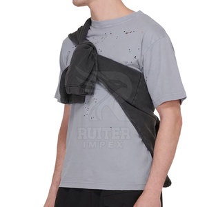เสื้อยืดผู้ชายสไตล์วินเทจ ผ้าฝ้ายพรีเมียม ฟอกสีแบบดิสเทรส สตรีทแวร์ลำลอง รับผลิตแบบ OEM แบรนด์ส่วนตัว - Product Image 3
