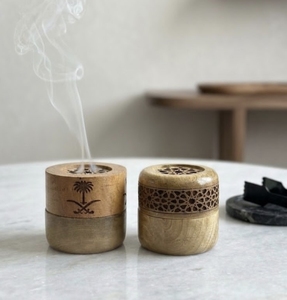Brûleur d'encens en bois d'acacia artisanal, écologique, 100% naturel, porte-bakhoor avec design personnalisable, diffuseur d'aromathérapie - Product Image 2