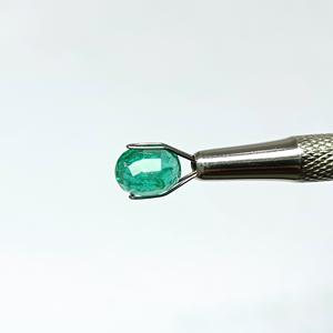 Esmeralda Verde Ovalada de 3.15 Quilates de Zambia, Grado Ratti 3.25 - Product Image 4