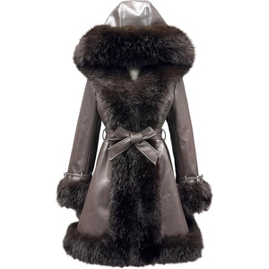 Manteau long en cuir véritable pour femme avec garniture en fourrure, élégant, ceinturé, pour l'hiver – Fournisseur de vêtements de mode sur mesure en gros - Product Image 6