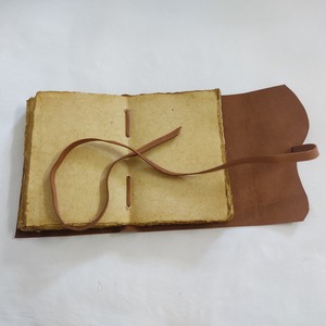 High Quality Vintage <b>A5</b> <b>Diary</b> Journals Monthly Planner Natural Leather Cover Stylish Handmade Thread Sewing Loose-leaf Gift - Product Image 1