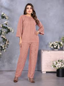 Collection Festive Décontractée Haut et Bas pour Femme en Tissu Importé Élégant - Product Image 2
