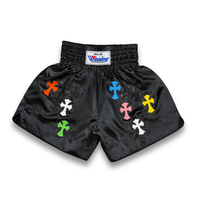 Kazananlar İçin Lüks Çapraz Yamalı Boks Şortları Özel Ön Saten Muay Thai MMA İşlemeli Premium OEM Toptan Pro Dayanıklı %100