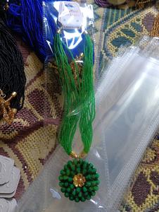 Collar de Flores con Cuentas de Vidrio Hechas a Mano y Colgante, Joyería Vintage Colorida para Mujeres y Tiendas de Regalos - Product Image 2