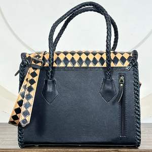 Bolsos de Mano de Cuero a Cuadros Hechos a Mano, Elegantes y Nuevos para Mujer, Bolsos de Hombro de Lujo con Correa Ajustable para Viajes y Regalos - Product Image 6