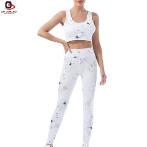 Ensemble de yoga taille haute pour femme : Leggings ajustés et soutien-gorge de sport assorti – Confort et extensibilité pour la gym et le yoga - Product Image 1