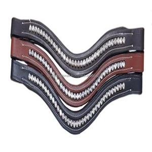 Diadema de cuero acolchada decorativa para caballo, personalizada, con forma de onda profunda, negra y marrón, con cristales y pedrería de canal vacío. - Product Image 6