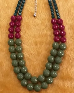 Nouveau Collier Pendentif Tendance en Résine en Forme de Fleur Classique pour Fêtes Unisexe Personnalisable - Product Image 4