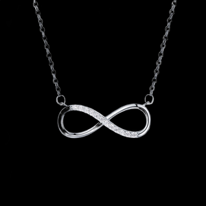 Collier en diamant Mossinate de qualité supérieure pour femmes, collection de bijoux de mariage et emballage cadeau de luxe disponible à la vente - Product Image 3