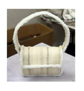 Women's Elegant Indian Bohemian Style Designer Cowgirl Cowhide <b>Messenger</b> <b>Bags</b> Handmade Leather Beaded Shoulder <b>Bags</b> with Fringes - Product Image 6