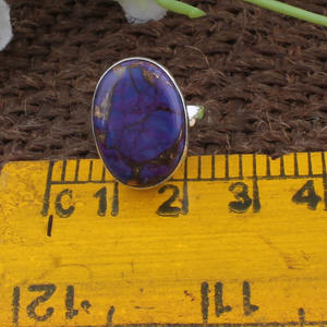 Bague Solitaire Classique Bohème Faite à la Main en Argent Sterling 925 avec Sertissage Clos et Coupe Ovale en Cuivre Violet, Certifiée pour Mariage et Fête - Product Image 4