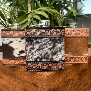 2024 New Wholesale 8oz Portable Brown Cowhide Leather Wrapped Stainless Steel Hip <b>Flask</b> Hand Tooled Leather Wine Whiskey <b>Flask</b> - Product Image 5