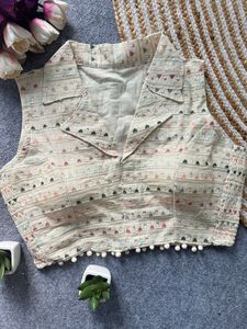 Blusa Bordada de Algodón Khadi para Mujer, Chaleco con Lentejuelas Florales, Corte Regular, para Bodas, Fiestas y Uso Casual - Product Image 5