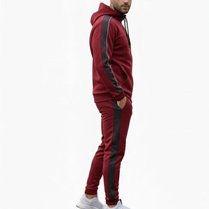 Survêtements en polyester légers pour hommes de qualité supérieure, logo personnalisé imprimé, respirants, séchage rapide, survêtements en polyester pour hommes - Product Image 3
