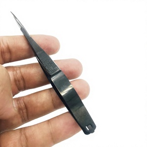Ciseaux professionnels à ressort en plasma noir pour sourcils, en acier inoxydable argenté, couleur et logo personnalisés, instruments de beauté - Product Image 2