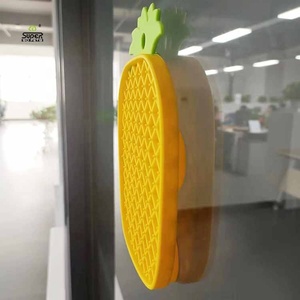 Alfombrilla de Silicona Personalizable de Fábrica Confiable para Masaje y Lamer, Retrasa la Comida, con Informes de Prueba - Product Image 1