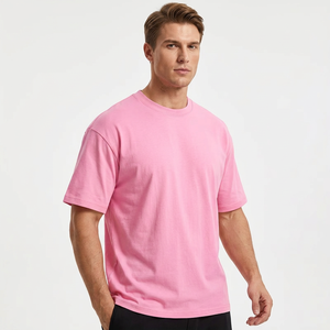 Camiseta de manga corta rosa para hombre, cuello redondo, color liso, informal, de punto, con logo frontal, transpirable, de secado rápido, lavado ácido, 100% lisa. - Product Image 2