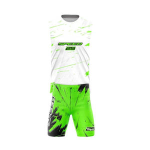 Tenues de football 7v7 personnalisées en polyester pour hommes et jeunes, respirantes, à séchage rapide, par sublimation, en soie parachute - Product Image 1