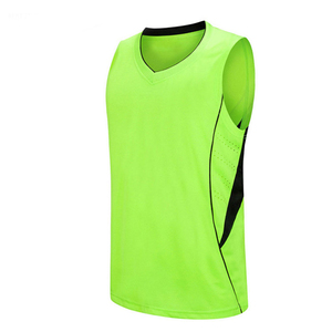 ชุดวอลเลย์บอลชายแบบสั่งทำพิเศษ พิมพ์โลโก้ด้วยเทคนิค Sublimation สีพื้น แขนกุด สไตล์สปอร์ต มีจำหน่าย - Product Image 4