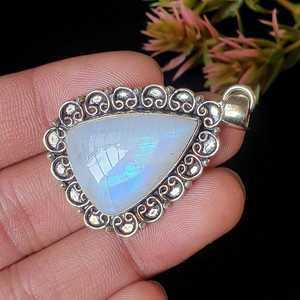 Pendentif en argent sterling avec pierre de lune blanche fait main, bijou élégant vintage, cadeau pour elle - Product Image 4