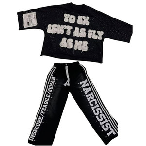 Ensemble deux pièces rétro à sequins pour homme - Tenue streetwear Y2K hip-hop avec t-shirt oversize à imprimé lettres et pantalon de survêtement décontracté - Product Image 1